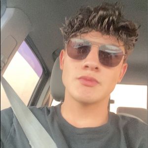 Meet your Posher, Dante